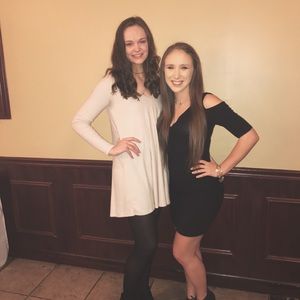 Meet your Posher, Claire